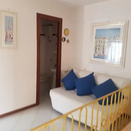 Al Centro Bed and Breakfast Γκαέτα